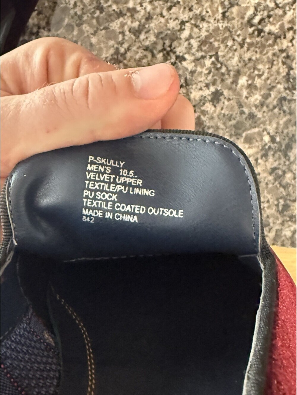 Steve Madden Mens 10.5 Burgundy Velvet Skull Crossbones Smoking Loafer Slippers - Picture 6 of 7